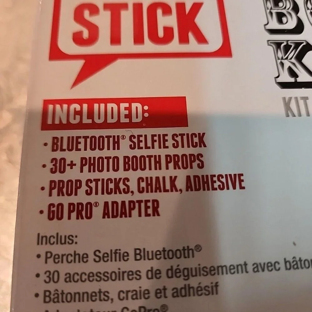 Selfie Bluetooth Stick - Party Photo Booth Kit 30 Props